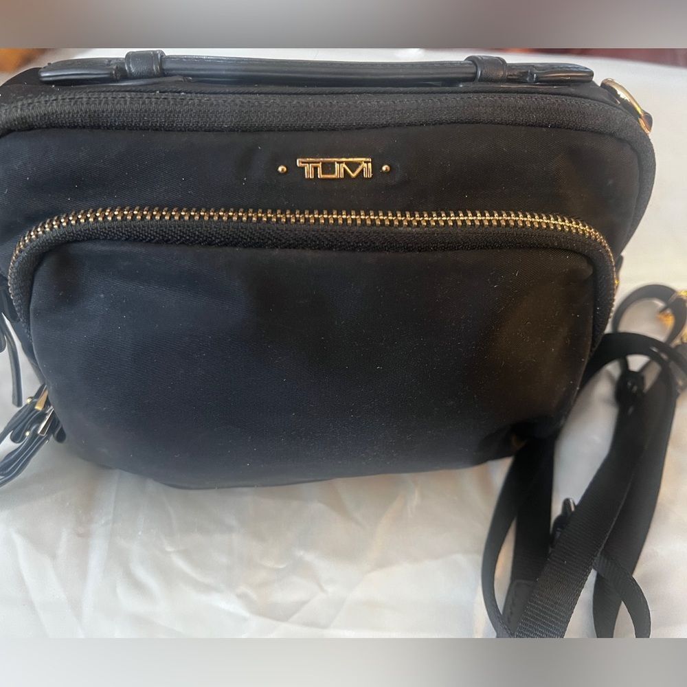 TUMI Voyageur Teghan Crossbody in Black|Gold - Picture 2 of 9